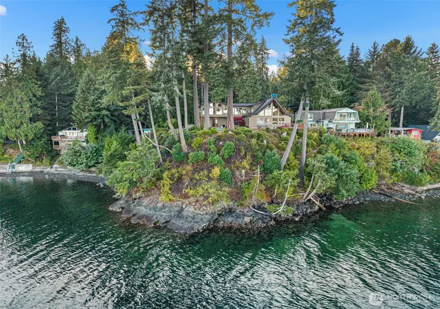 Photo 3 of Single family home for sale at 161 Canal Ln, Brinnon, WA 98320 | MLS# NWM2587418 | Listing updated on 2026-10-01