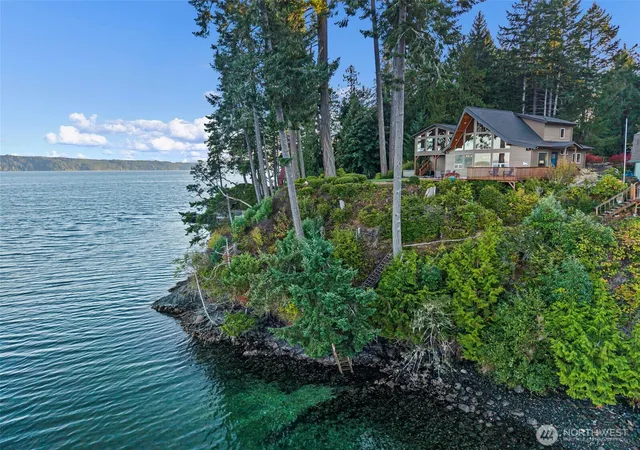 Photo 4 of Single family home for sale at 161 Canal Ln, Brinnon, WA 98320 | MLS# NWM2587418 | Listing updated on 2026-10-01