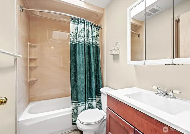 Photo 28 of Single family home for sale at 10007 20th Avenue SW, Seattle, WA 98146 | MLS# NWM2587428 | Listing updated on 2026-10-07