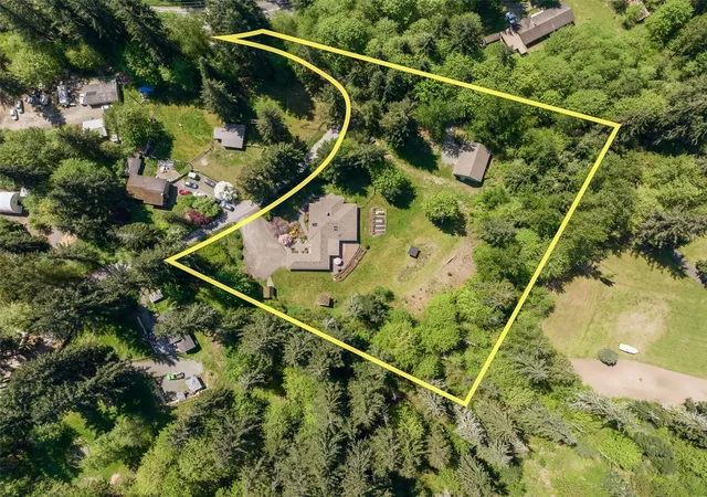 Single family home for sale at 26428 SE 172 Street, Issaquah, WA 98027 | MLS# NWM2587430