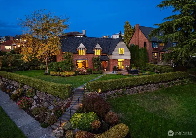 Photo 2 of Single family home for sale at 1990 Magnolia Blvd Way W, Seattle, WA 98199 | MLS# NWM2587431 | Listing updated on 2026-09-30