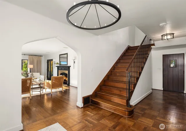 Photo 3 of Single family home for sale at 1990 Magnolia Blvd Way W, Seattle, WA 98199 | MLS# NWM2587431 | Listing updated on 2026-09-30