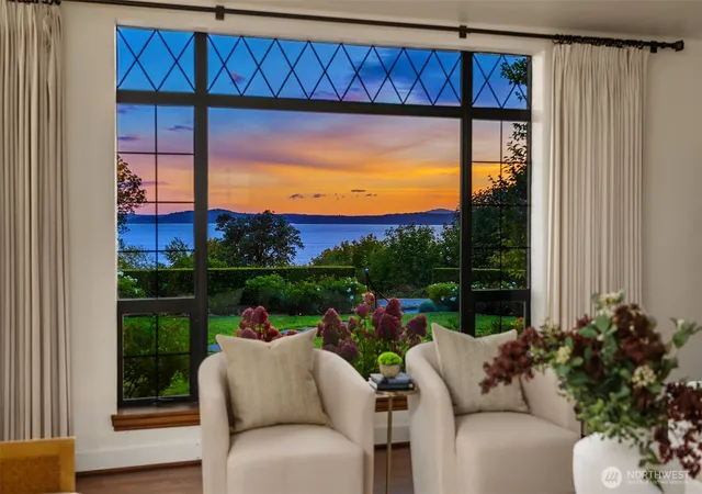 Photo 4 of Single family home for sale at 1990 Magnolia Blvd Way W, Seattle, WA 98199 | MLS# NWM2587431 | Listing updated on 2026-09-30