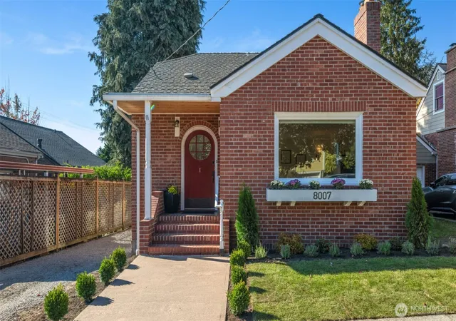 Single family home for sale at 8007 Wallingford Ave N, Seattle, WA 98103 | MLS# NWM2587434