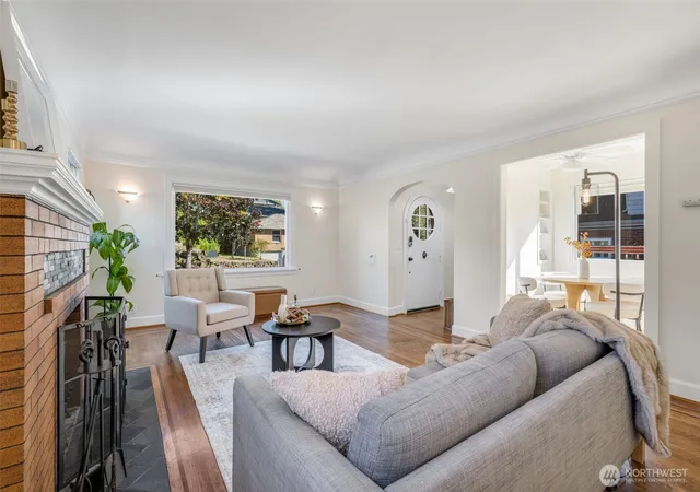 Photo 1 of Single family home for sale at 8007 Wallingford Ave N, Seattle, WA 98103 | MLS# NWM2587434 | Listing updated on 2026-10-09