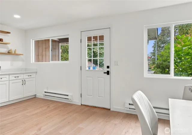 Photo 4 of Sale Pending at 8520 9th Place NE, Lake Stevens, WA 98258 | MLS# NWM2587436 | Listing updated on 2026-09-29