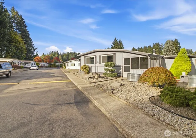 Photo 2 of Manufactured home for sale at 1841 Trosper Rd Sw #59, Tumwater, WA 98512 | MLS# NWM2587443 | Listing updated on 2026-09-25