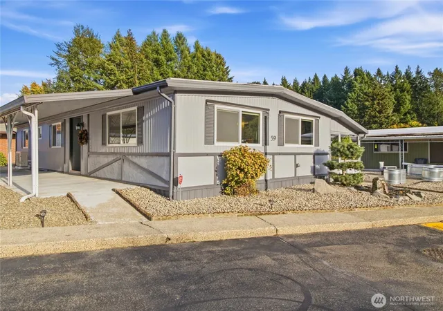 Photo 3 of Manufactured home for sale at 1841 Trosper Rd SW #59, Tumwater, WA 98512 | MLS# NWM2587443 | Listing updated on 2026-09-25