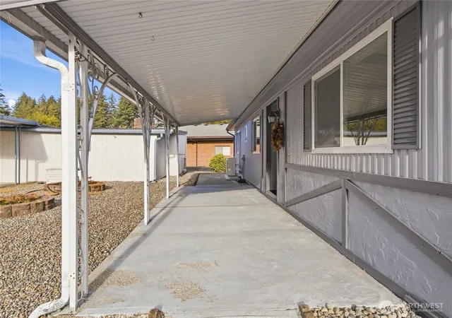 Photo 4 of Manufactured home for sale at 1841 Trosper Rd SW #59, Tumwater, WA 98512 | MLS# NWM2587443 | Listing updated on 2026-09-25