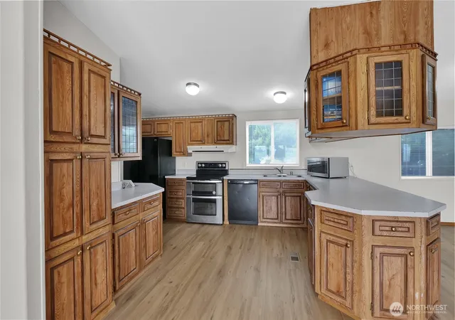 Photo 4 of Manufactured home for sale at 6316 Ferguson Rd NE, Moses Lake, WA 98837 | MLS# NWM2587444 | Listing updated on 2026-09-30