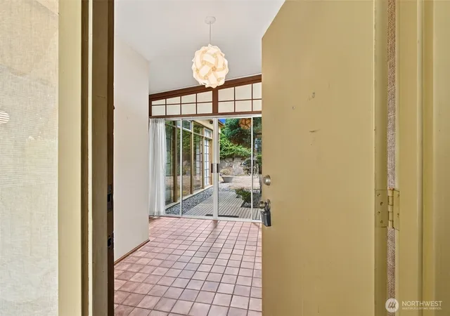 Photo 2 of Single family home for sale at 7308 45th Avenue NE, Seattle, WA 98115 | MLS# NWM2587453 | Listing updated on 2026-10-09