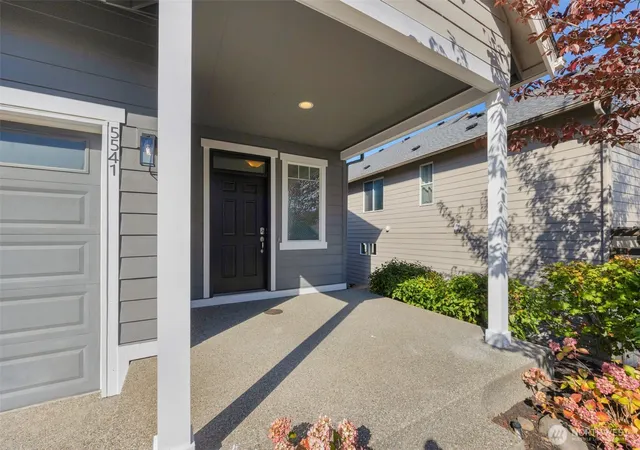 Photo 2 of Single family home for sale at 5541 Buckhorn Way, Mount Vernon, WA 98273 | MLS# NWM2587456 | Listing updated on 2026-10-01