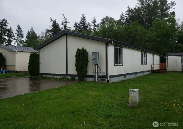 Photo 1 of Manufactured home for sale at 10512 137th Street E #37, Puyallup, WA 98374 | MLS# NWM2587462 | Listing updated on 2026-09-25