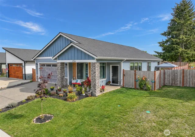 Single family home for sale at 2114 Hawks View Ln, Winlock, WA 98596 | MLS# NWM2587466