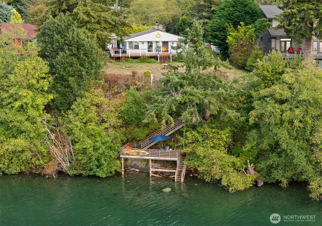 Photo 1 of Single family home for sale at 29629 Ne Gamble Pl, Kingston, WA 98346 | MLS# NWM2587469 | Listing updated on 2026-10-01