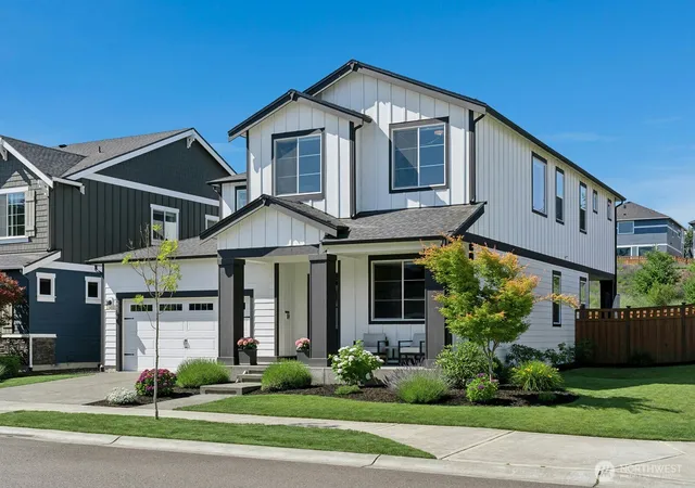 Photo 2 of Single family home for sale at 19130 129th Street E, Bonney Lake, WA 98391 | MLS# NWM2587471 | Listing updated on 2026-09-26