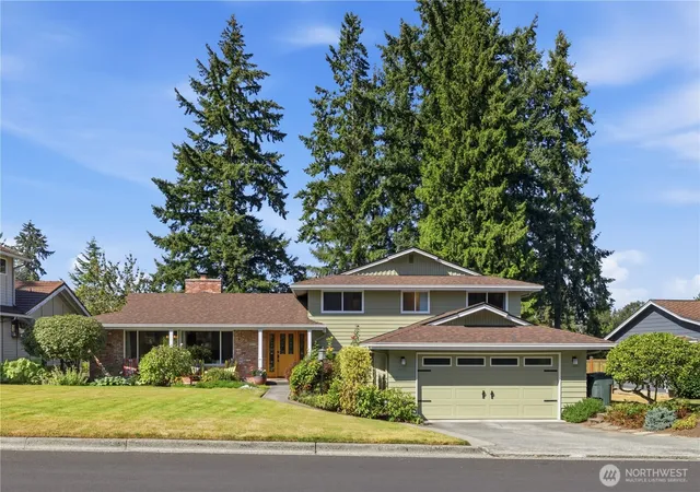 Photo 1 of Single family home for sale at 4941 125 Avenue Se, Bellevue, WA 98006 | MLS# NWM2587472 | Listing updated on 2026-10-01