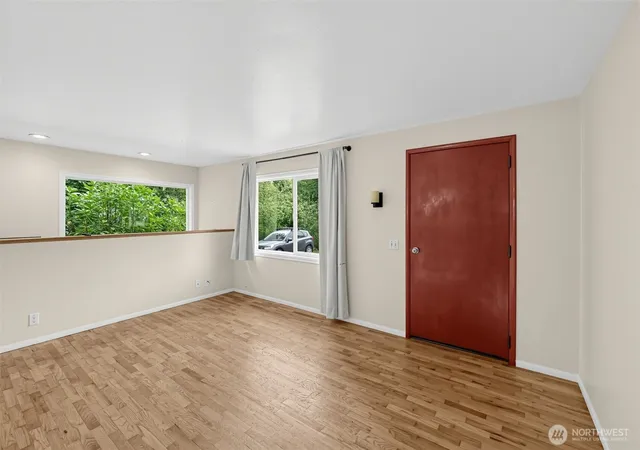 Photo 4 of Single family home for sale at 1370 NE Vena Ave, Bremerton, WA 98311 | MLS# NWM2587481 | Listing updated on 2026-09-28