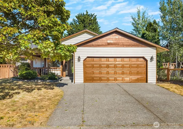 Single family home for sale at 100 S 28th Street, Mount Vernon, WA 98274 | MLS# NWM2587483
