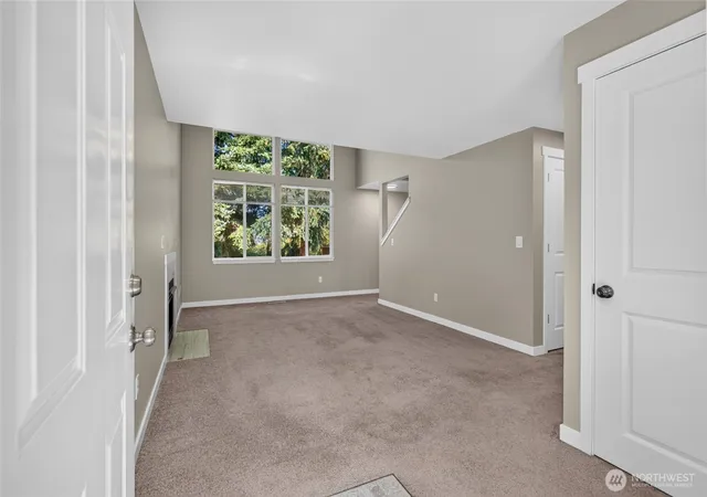 Photo 4 of House for sale at 14430 40th Avenue W, Lynnwood, WA 98087 | MLS# NWM2587485 | Listing updated on 2026-10-02