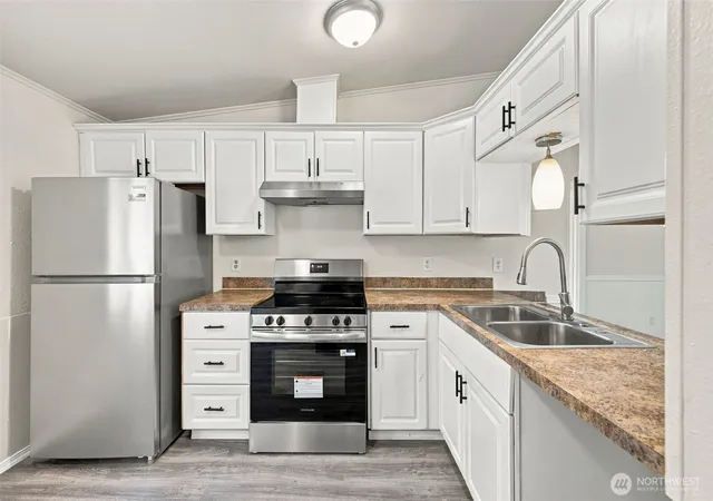 Photo 3 of Manufactured home for sale at 17233 119th Place NE, Arlington, WA 98223 | MLS# NWM2587491 | Listing updated on 2026-09-26