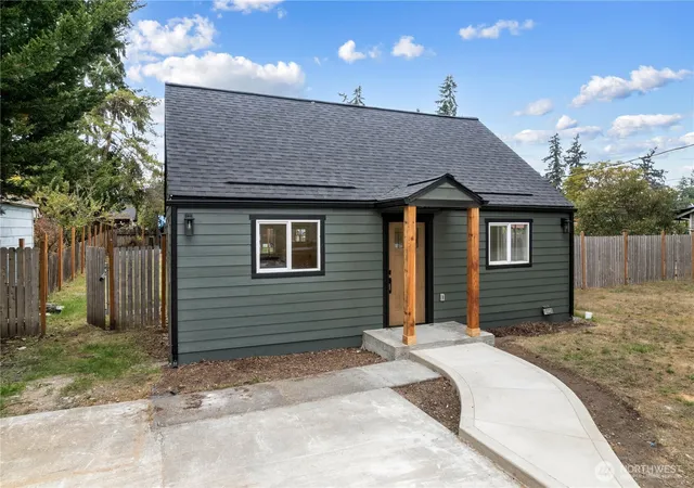 Photo 2 of Single family home for sale at 10228 Alaska St S, Tacoma, WA 98444 | MLS# NWM2587493 | Listing updated on 2026-09-26