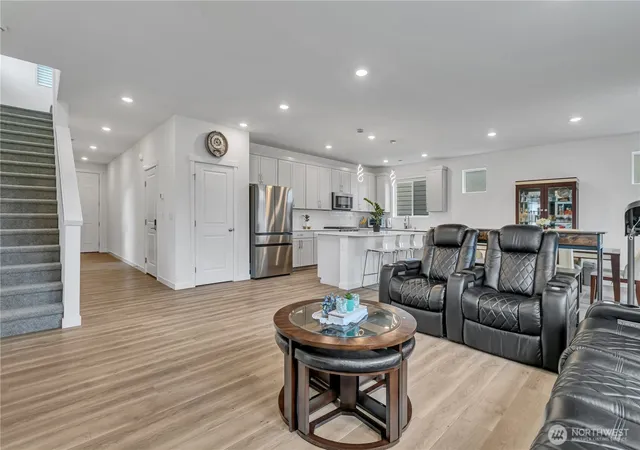 Photo 4 of Single family home for sale at 27226 107th Place SE, Kent, WA 98030 | MLS# NWM2587495 | Listing updated on 2026-10-01