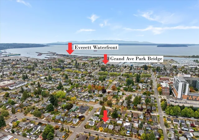 Photo 3 of Single family home for sale at 1426 Lombard Ave, Everett, WA 98201 | MLS# NWM2587496 | Listing updated on 2026-10-02