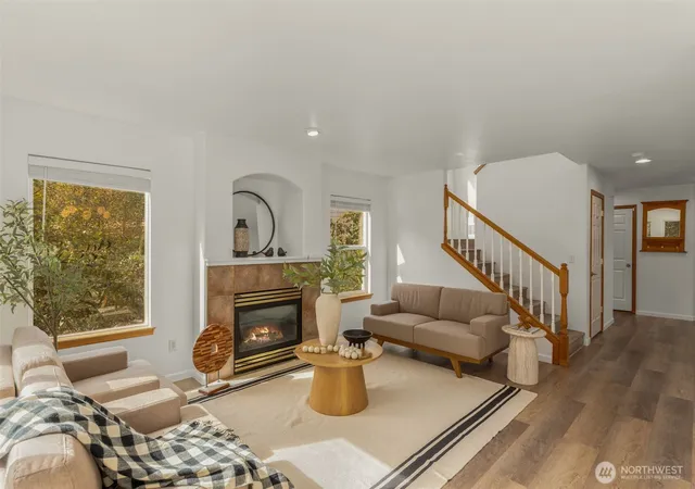 Photo 4 of Single family home for sale at 17028 4th Avenue SE, Bothell, WA 98012 | MLS# NWM2587499 | Listing updated on 2026-10-02