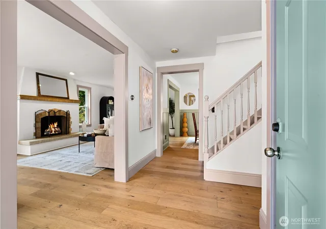 Photo 3 of Single family home for sale at 4514 Ferndale Ct SE, Olympia, WA 98501 | MLS# NWM2587504 | Listing updated on 2026-10-02