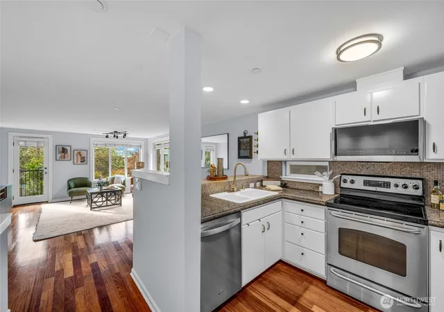 Photo 3 of Townhouse for sale at 2230 Yale Ave E #C, Seattle, WA 98102 | MLS# NWM2587505 | Listing updated on 2026-10-01