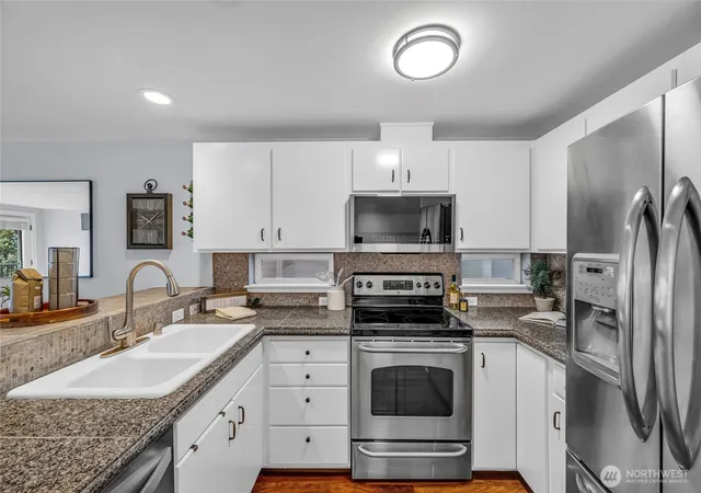 Photo 4 of Townhouse for sale at 2230 Yale Ave E #C, Seattle, WA 98102 | MLS# NWM2587505 | Listing updated on 2026-10-01