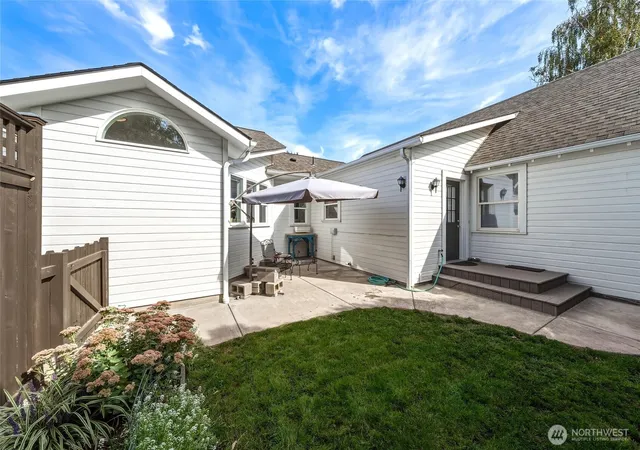Photo 3 of Single family home for sale at 1510 Howard St, Walla Walla, WA 99362 | MLS# NWM2587509 | Listing updated on 2026-10-04