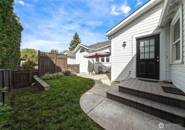 Photo 3 of Single family home for sale at 1510 Howard St, Walla Walla, WA 99362 | MLS# NWM2587509 | Listing updated on 2026-10-04