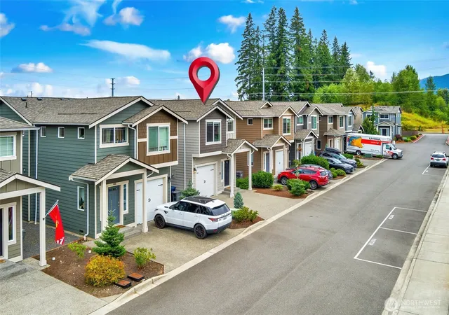 Photo 3 of Condo for sale at 418 Raybird Ave, Granite Falls, WA 98252 | MLS# NWM2587510 | Listing updated on 2026-09-27