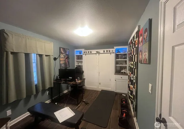 Photo 3 of Single family home for sale at 14252 76th Place Ne, Kirkland, WA 98034 | MLS# NWM2587512 | Listing updated on 2026-09-26