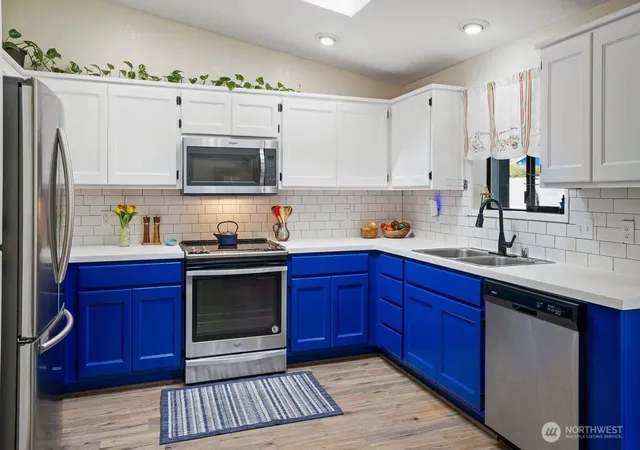 Photo 4 of Single family home for sale at 1289 Halsey Dr, Coupeville, WA 98239 | MLS# NWM2587515 | Listing updated on 2026-10-01
