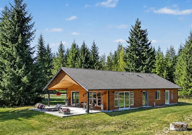 Photo 1 of Single family home for sale at 14539 Vernon Ln Se, Yelm, WA 98597 | MLS# NWM2587518 | Listing updated on 2026-10-01