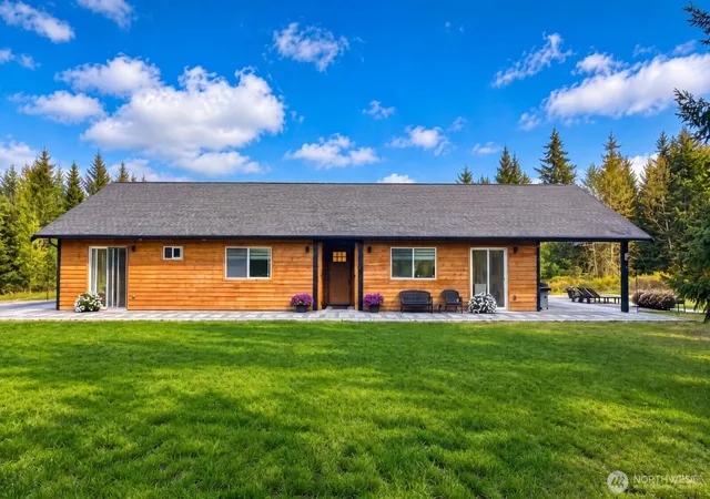 Photo 2 of Single family home for sale at 14539 Vernon Ln Se, Yelm, WA 98597 | MLS# NWM2587518 | Listing updated on 2026-10-01