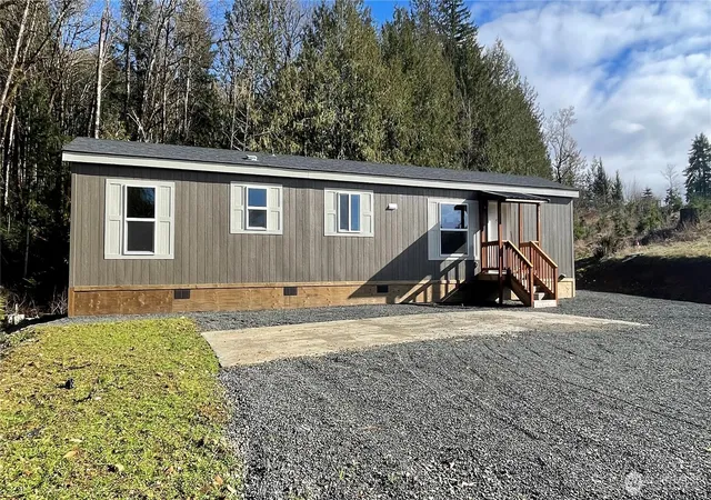 Photo 1 of Manufactured home for sale at 236 Pattee Rd, Chehalis, WA 98532 | MLS# NWM2587524 | Listing updated on 2026-10-01