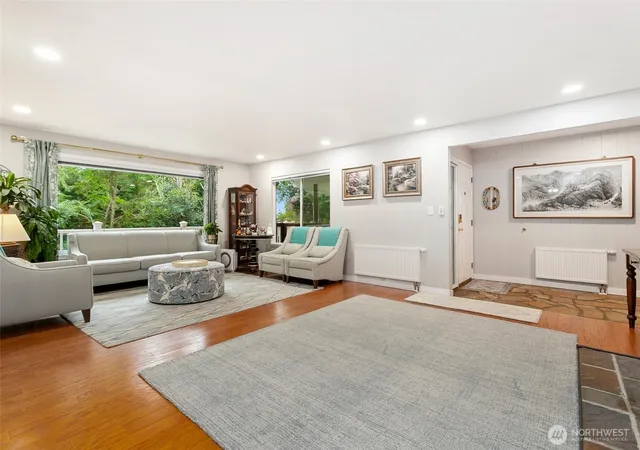 Photo 2 of Single family home for sale at 25806 Se 192nd Street, Maple Valley, WA 98038 | MLS# NWM2587526 | Listing updated on 2026-10-06