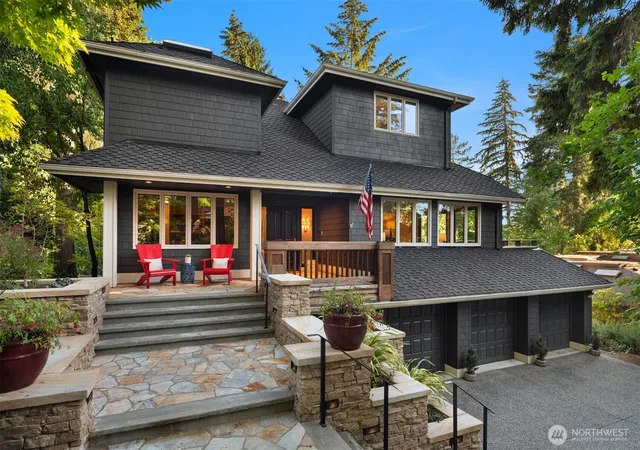 Photo 3 of Single family home for sale at 4889 Forest Ave Se, Mercer Island, WA 98040 | MLS# NWM2587532 | Listing updated on 2026-10-02