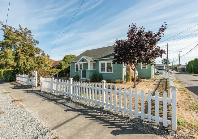 Photo 3 of Single family home for sale at 230 N 3rd Avenue, Sequim, WA 98382 | MLS# NWM2587539 | Listing updated on 2026-09-28
