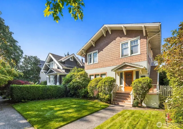 Photo 2 of Single family home for sale at 721 21st Avenue E, Seattle, WA 98112 | MLS# NWM2587540 | Listing updated on 2026-09-30