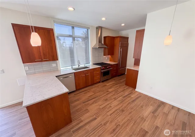 Photo 2 of Townhouse for sale at 3009 Harbor Ave Sw, Seattle, WA 98126 | MLS# NWM2587544 | Listing updated on 2026-10-01