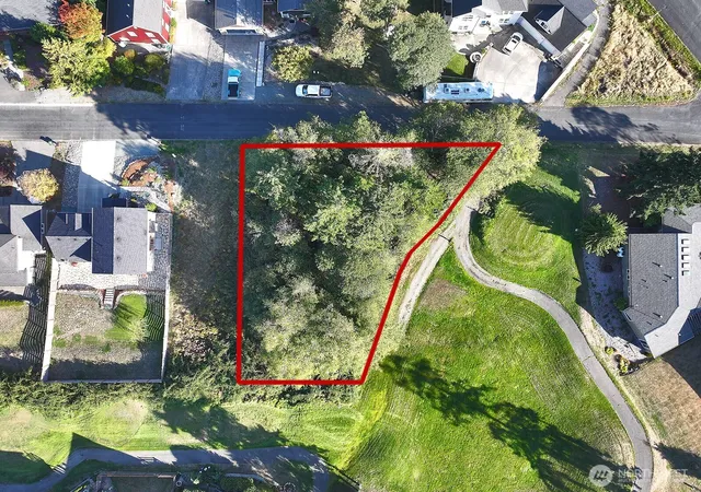 Photo 1 of Land for sale at 0 Par Dr, Freeland, WA 98249 | MLS# NWM2587548 | Listing updated on 2026-10-01