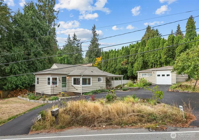 Photo 1 of Sale Pending at 5901 Oceanview Blvd Ne, Bremerton, WA 98311 | MLS# NWM2587549 | Listing updated on 2026-09-30