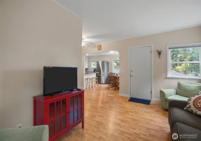 Photo 3 of Sale Pending at 5901 Oceanview Blvd NE, Bremerton, WA 98311 | MLS# NWM2587549 | Listing updated on 2026-09-30