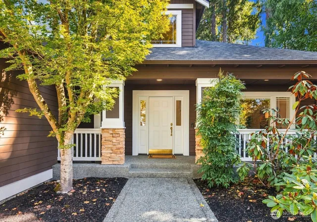 Photo 3 of Single family home for sale at 8748 Ne Rosario Pl, Bainbridge Island, WA 98110 | MLS# NWM2587557 | Listing updated on 2026-10-02