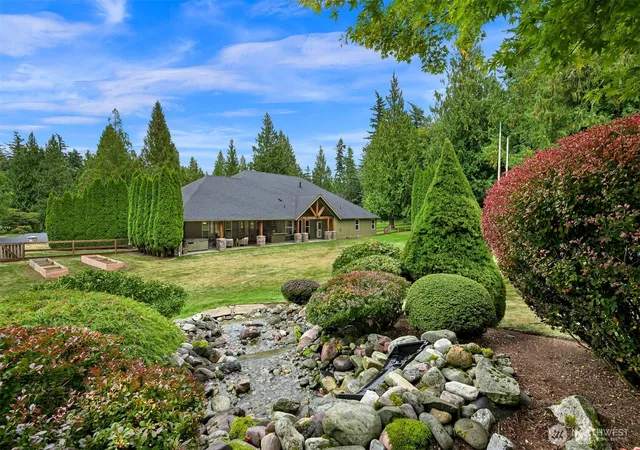 Photo 4 of Single family home for sale at 2259 Regency Pl, Everson, WA 98247 | MLS# NWM2587558 | Listing updated on 2026-10-01